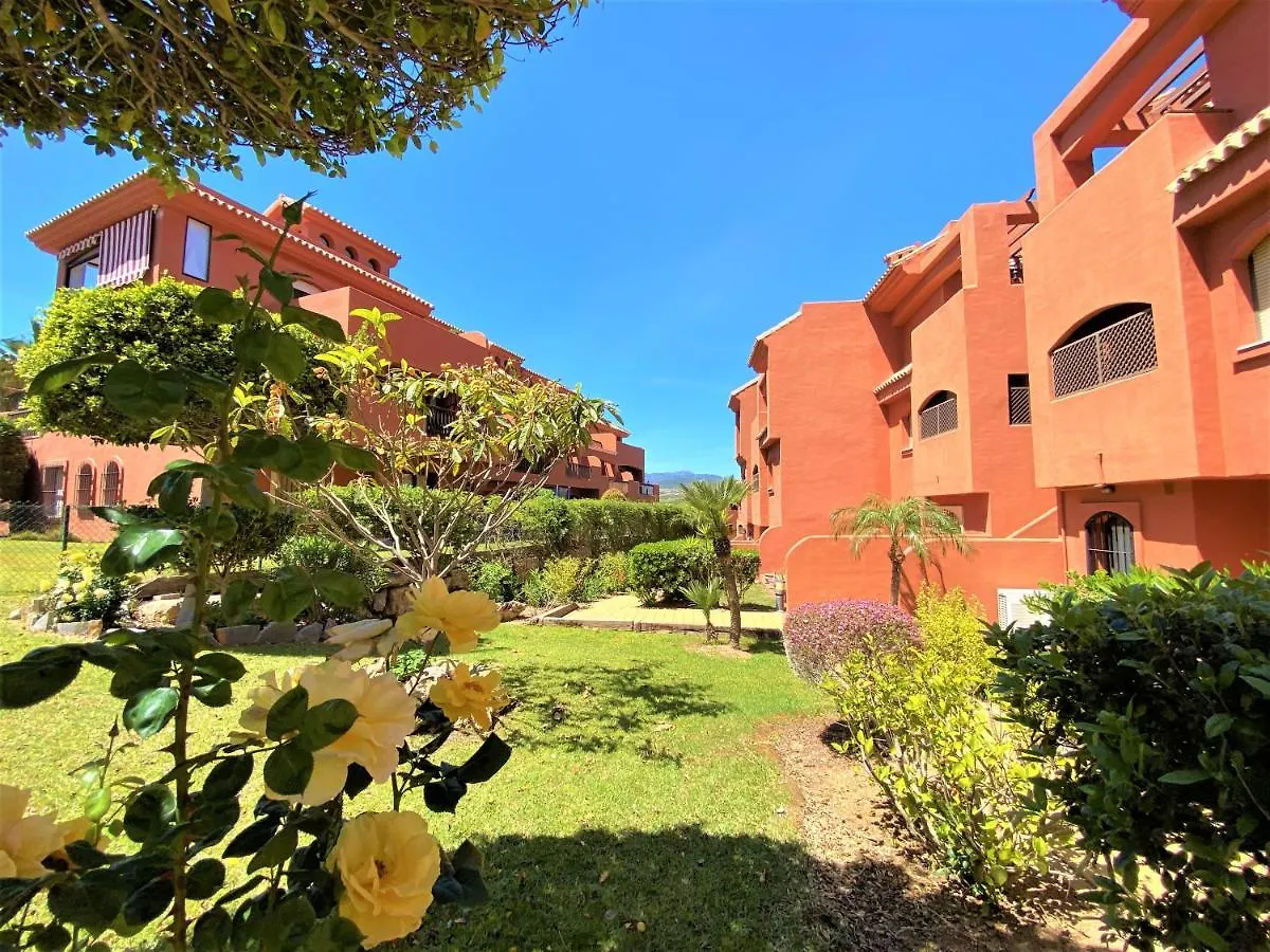 Sea View Penthouse Apartment With Hot Tub - Casa Bella Vista, Buenas Noches , Estepona