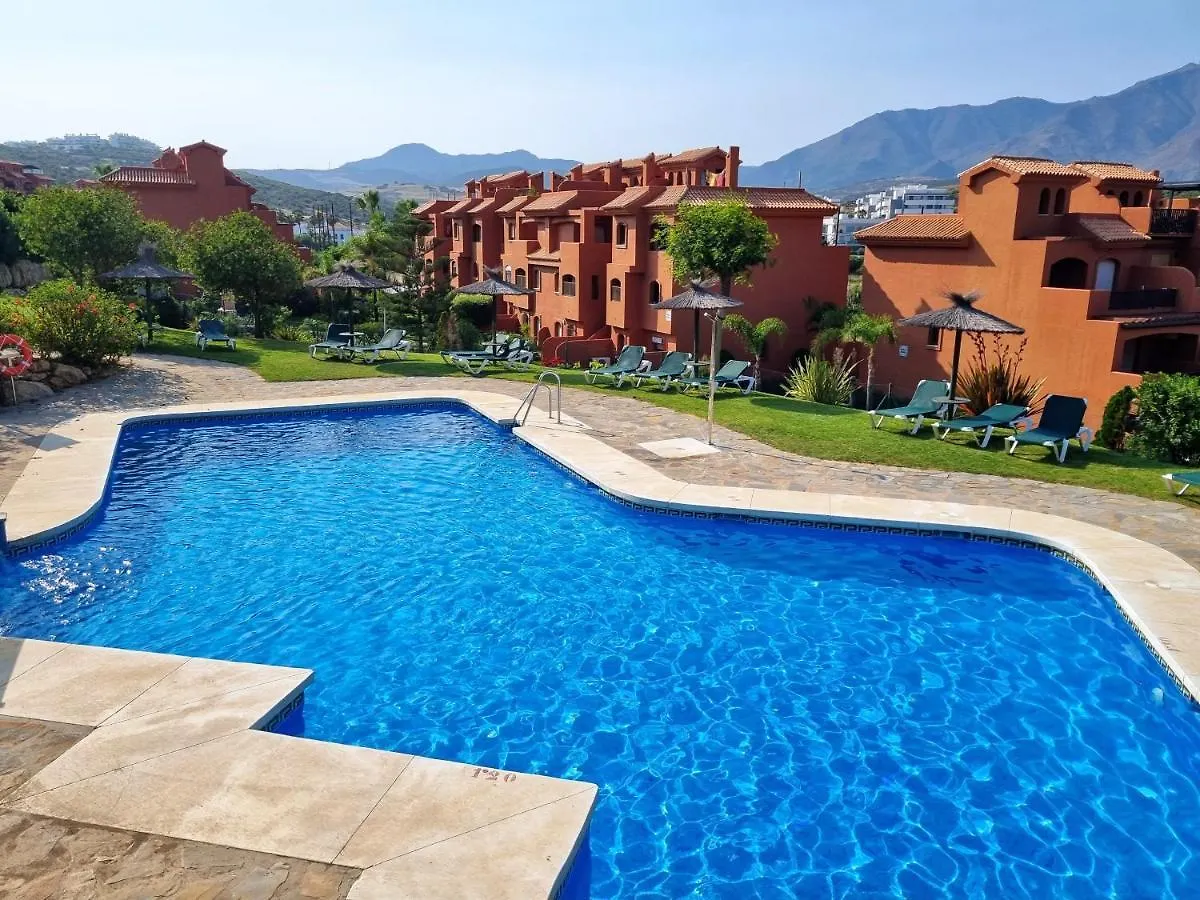 Sea View Penthouse Apartment With Hot Tub - Casa Bella Vista, Buenas Noches , Estepona 0*,