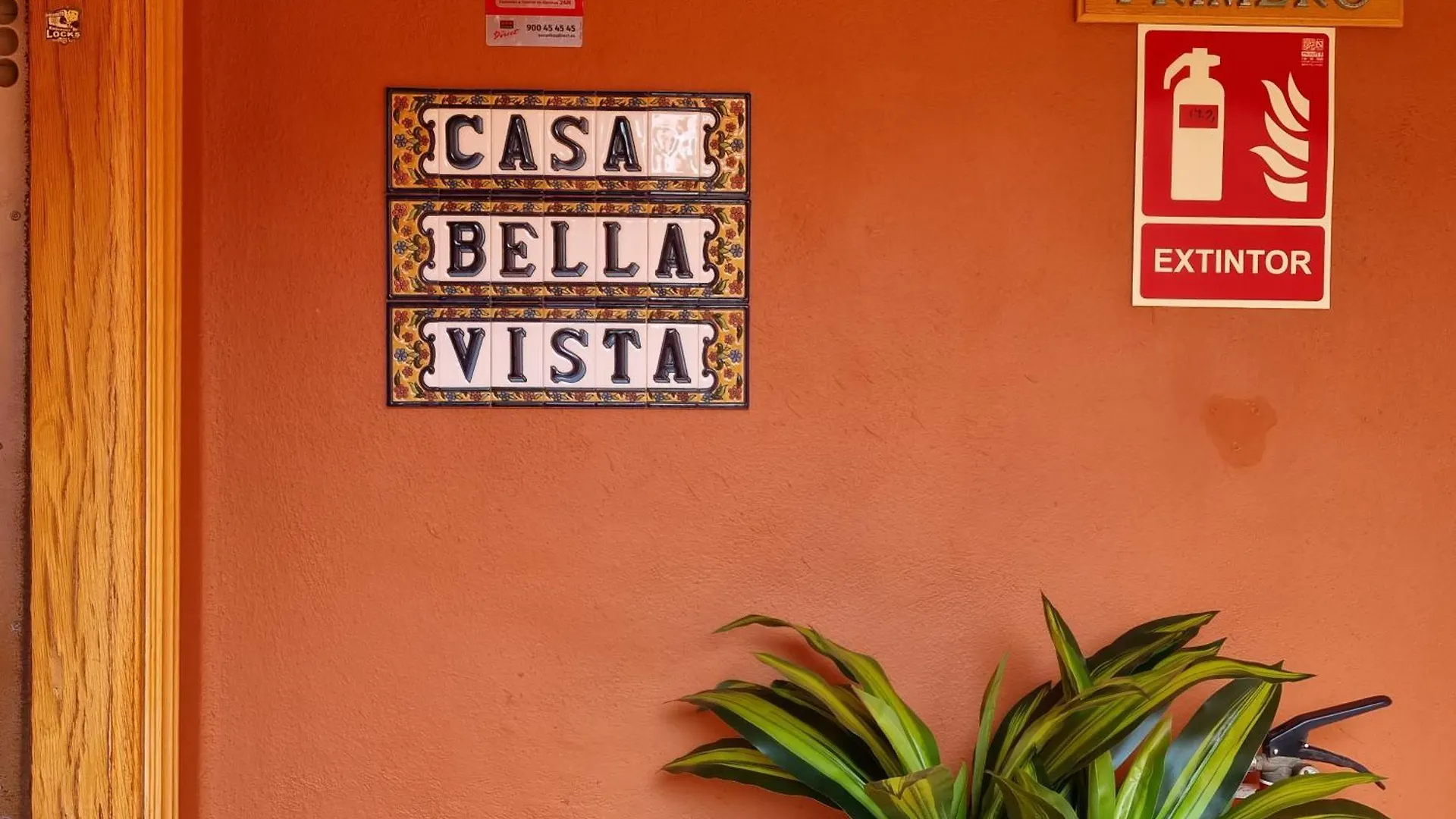 Sea View Penthouse Apartment With Hot Tub - Casa Bella Vista, Buenas Noches , Estepona