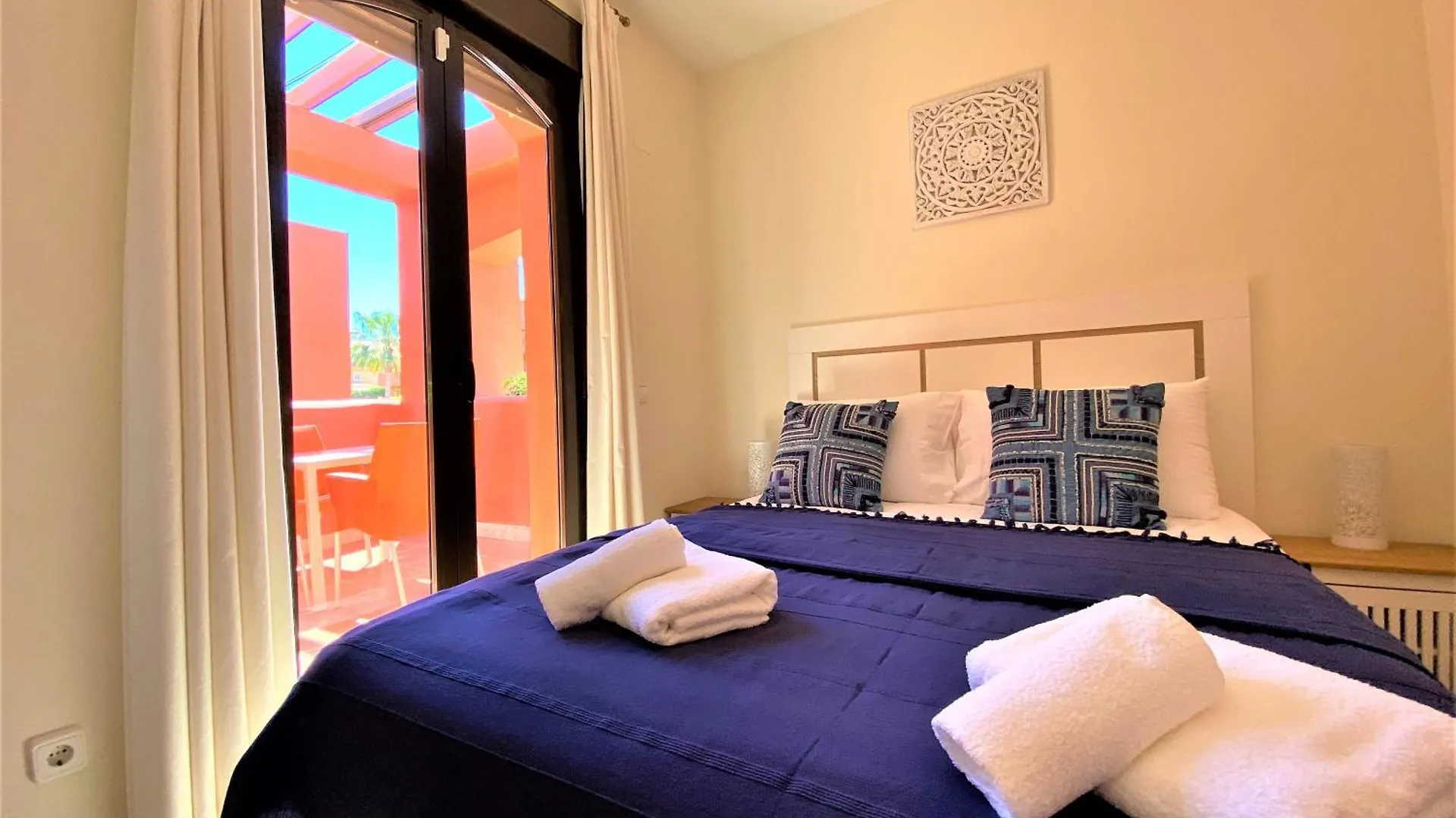 Sea View Penthouse Apartment With Hot Tub - Casa Bella Vista, Buenas Noches , Estepona Spain