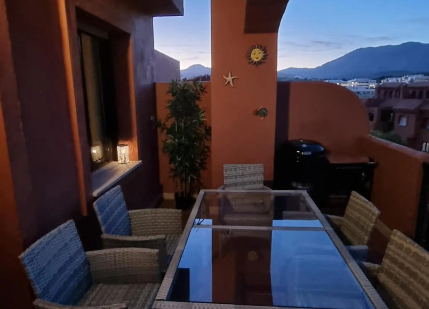 Sea View Penthouse Apartment With Hot Tub - Casa Bella Vista, Buenas Noches , Estepona